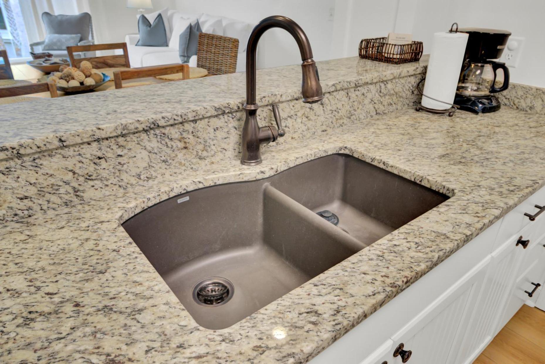 Lagoon 30 By Wild Dunes, With Amenities Isle of Palms