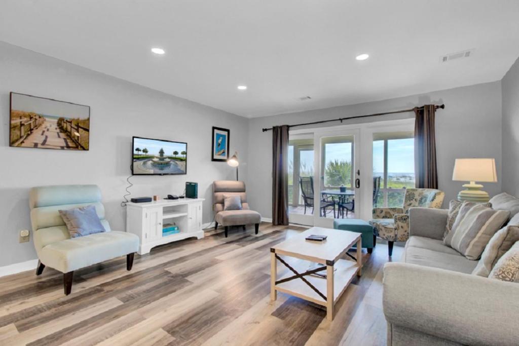 Mariner's Walk 12c By Wild Dunes, Oceanfront Holiday home