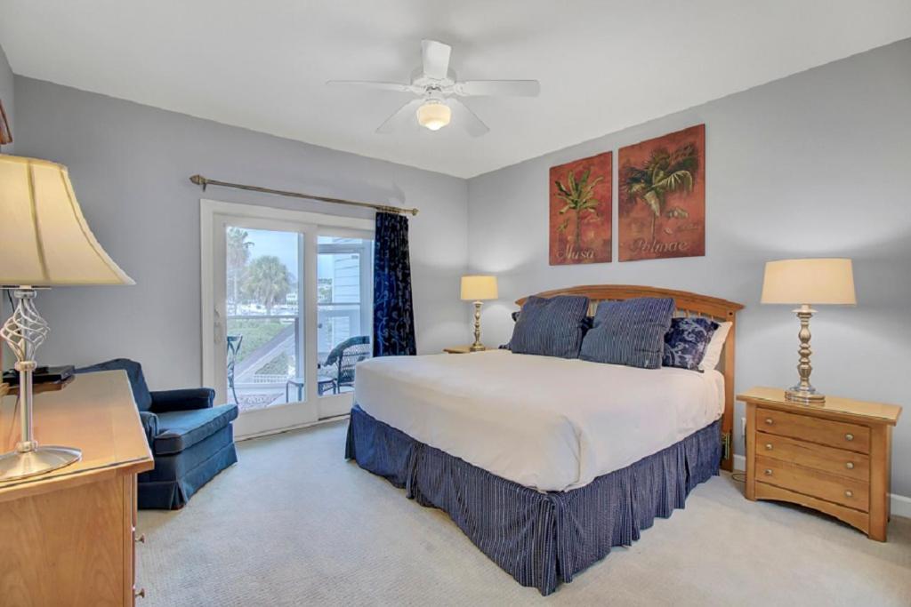 Moorings 503 By Wild Dunes, Luxury With Marina Views And Amenity Access Holiday home Isle of Palms