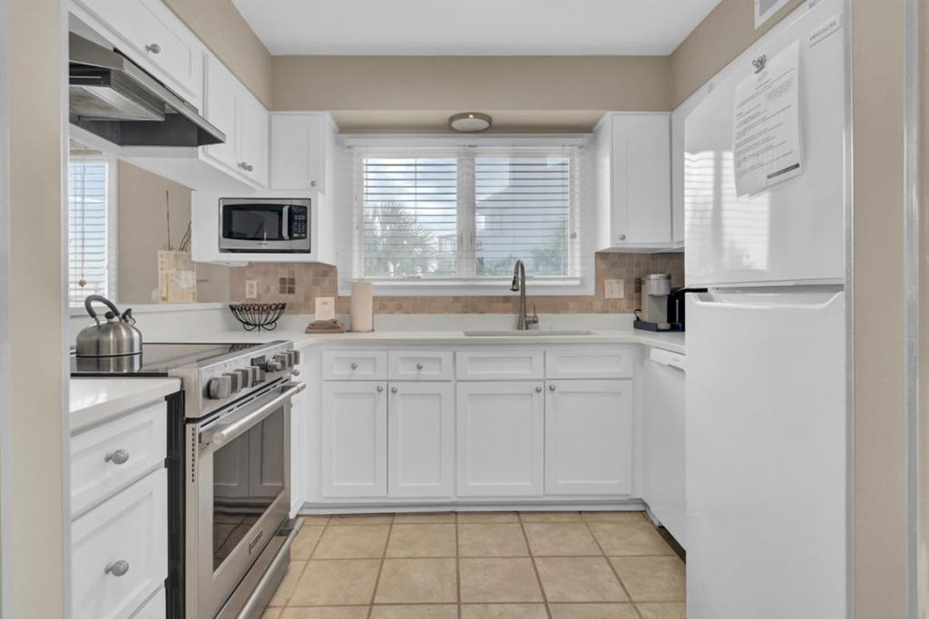 Mariners Walk 12a By Wild Dunes, Oceanfront Holiday home