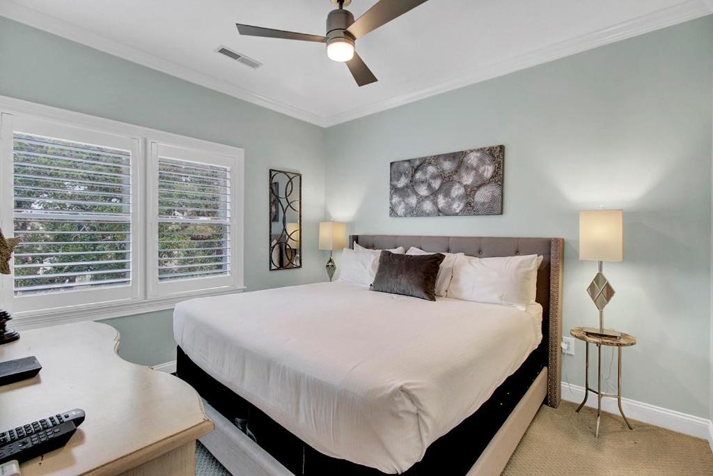 Holiday home Grand Pavilion 67 By Wild Dunes, In Core
