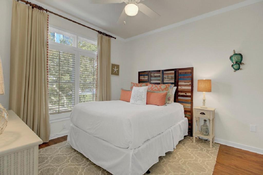 Grand Pavilion 42 By Wild Dunes, In Core