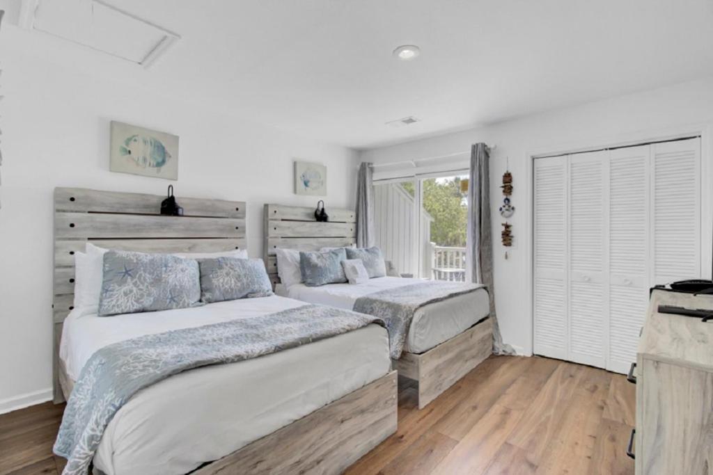 Racquet Club 20 By Wild Dunes, In Core Holiday home