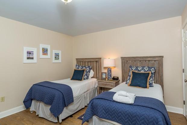 Shipwatch 104a By Wild Dunes, Oceanfront *