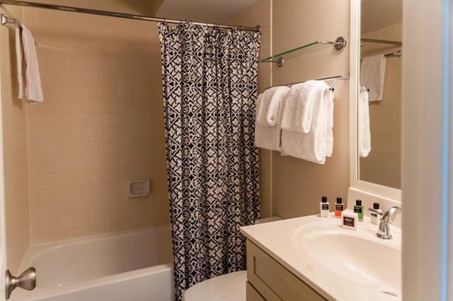 Shipwatch 104a By Wild Dunes, Oceanfront Holiday home