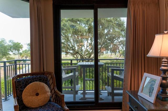 Shipwatch 104a By Wild Dunes, Oceanfront Holiday home