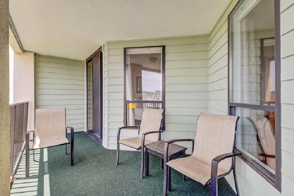 Summerhouse 305 By Wild Dunes, Oceanfront Holiday home *