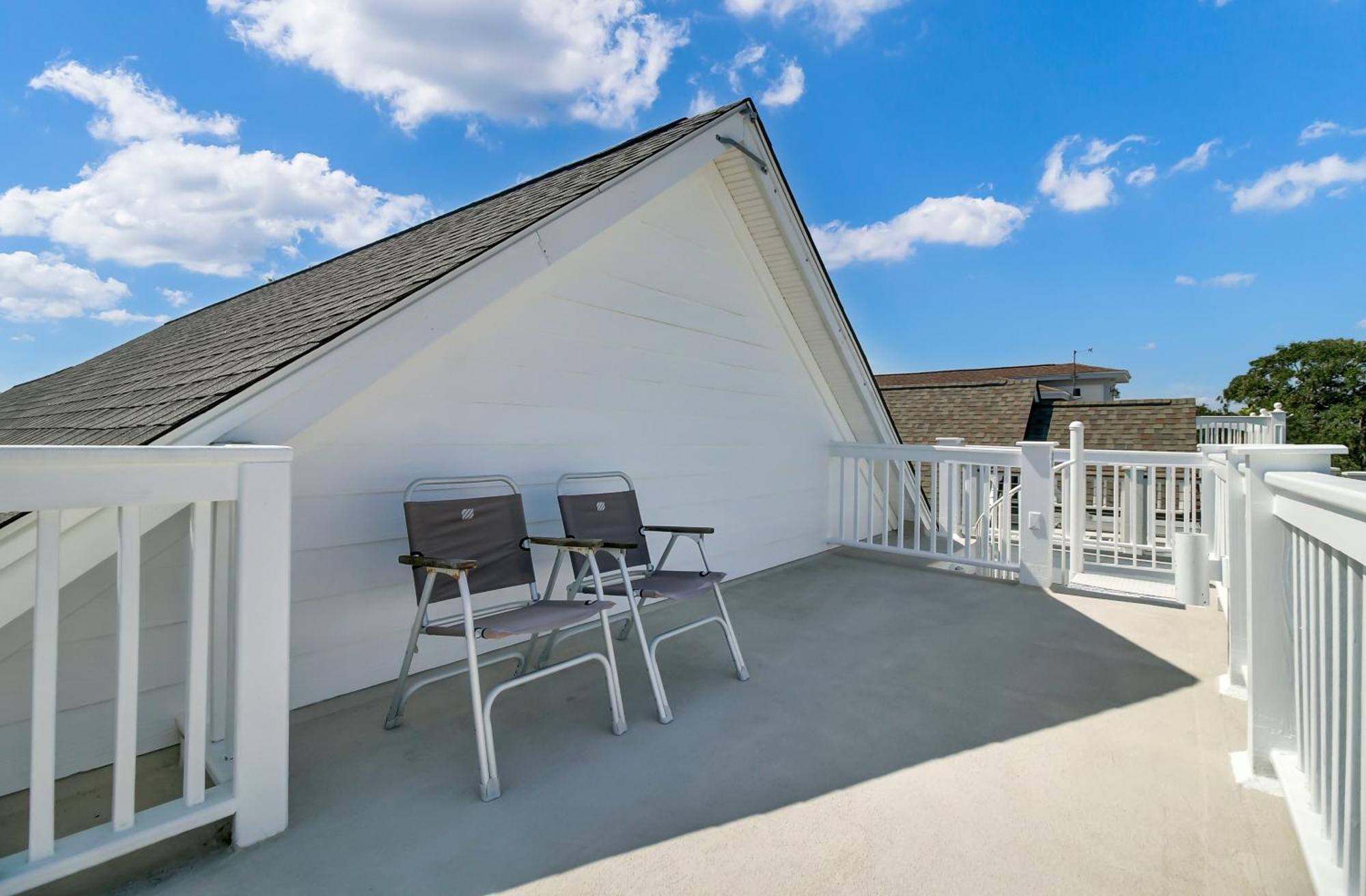 Holiday home Yacht Harbor Court 30 By Wild Dunes, Marina View With Amenity Access Isle of Palms