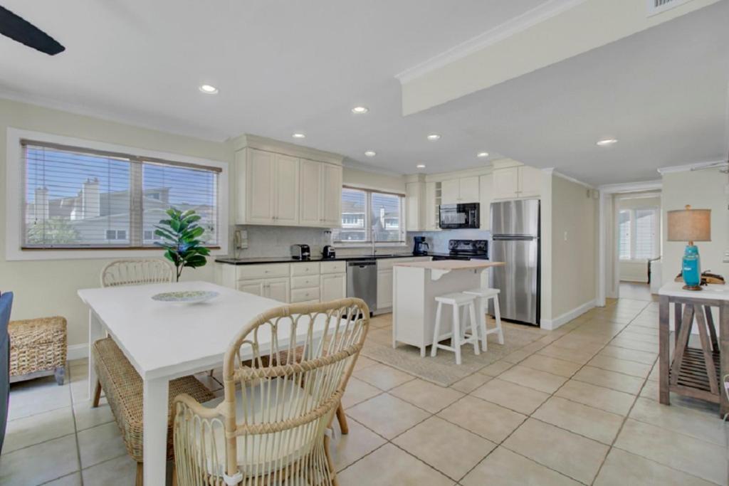Seagrove 2d By Wild Dunes, Oceanfront