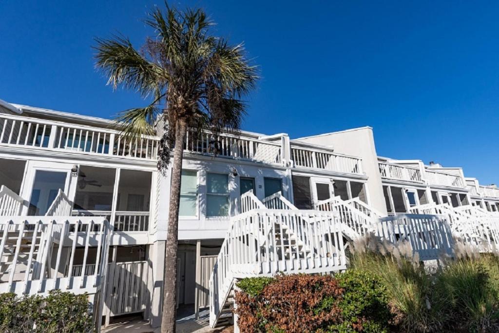 Holiday home Club 42 By Wild Dunes, Oceanfront *