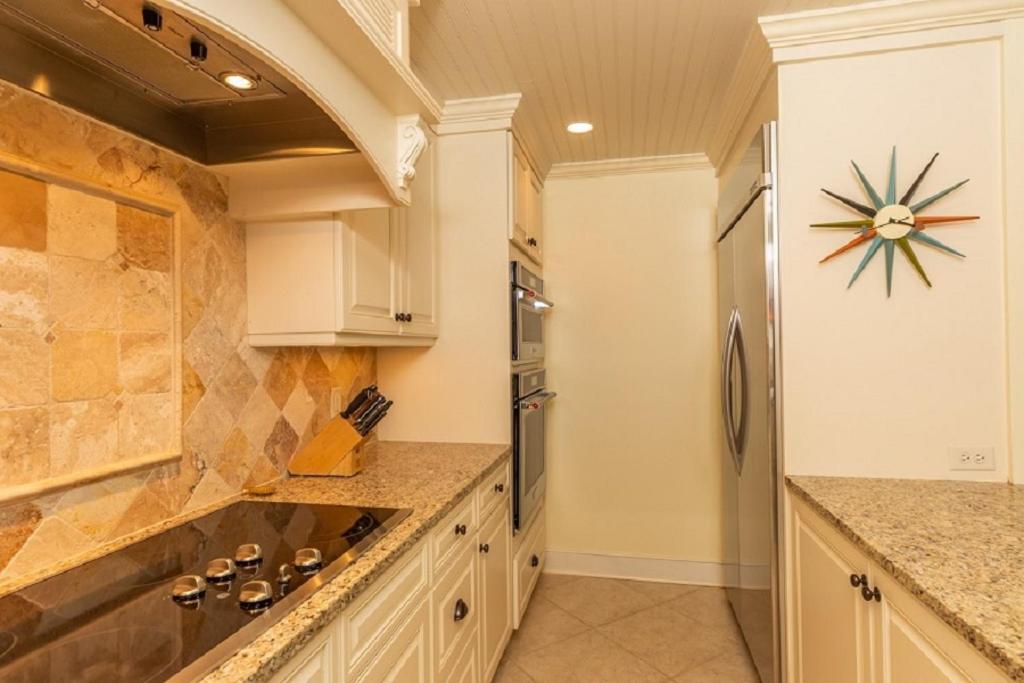 Club 42 By Wild Dunes, Oceanfront Holiday home *