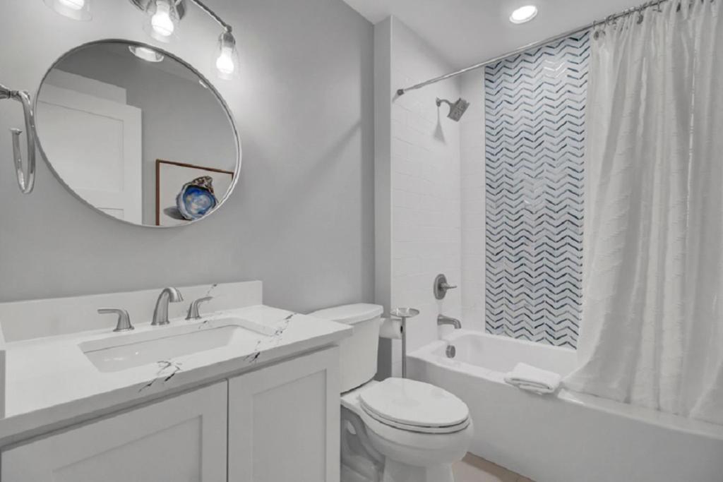 Twin Oaks 40 By Wild Dunes, In Core Isle of Palms