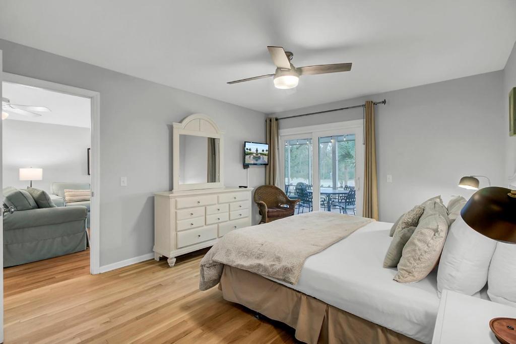 Twin Oaks 24 By Wild Dunes, With Golf View Holiday home Isle of Palms