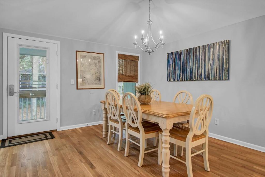 Holiday home Twin Oaks 24 By Wild Dunes, With Golf View Isle of Palms