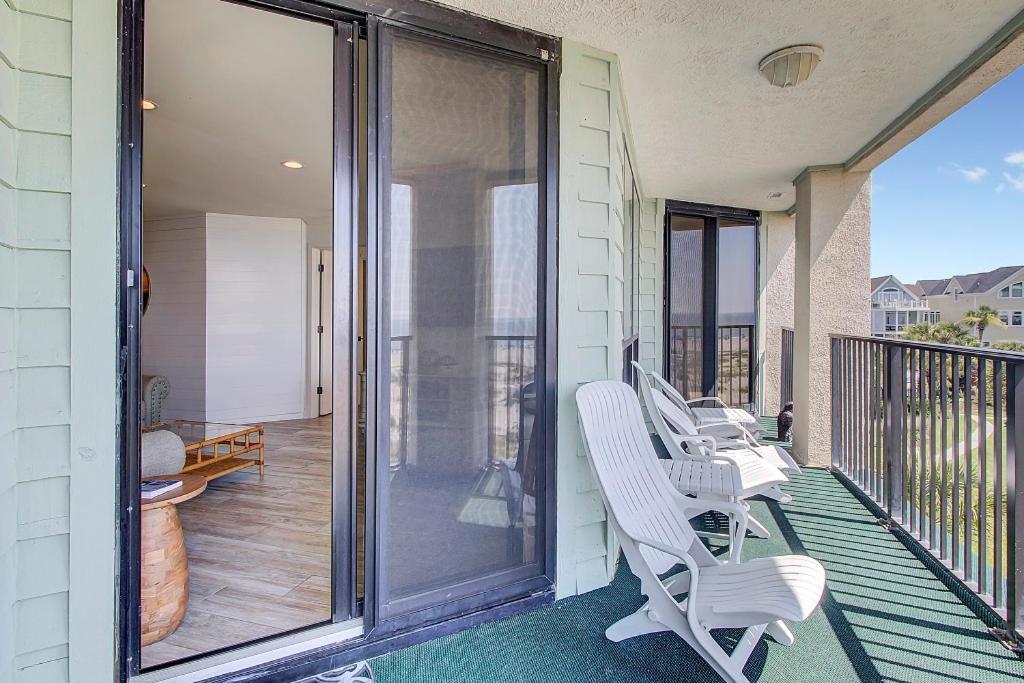 Summerhouse 301 By Wild Dunes, Oceanfront Holiday home