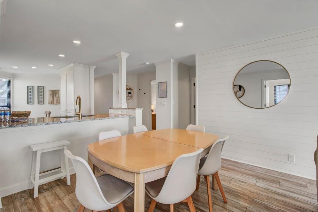 Summerhouse 301 By Wild Dunes, Oceanfront * Isle of Palms