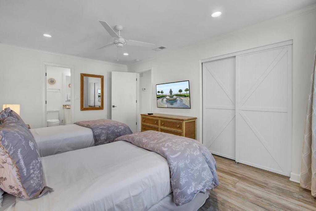 Summerhouse 301 By Wild Dunes, Oceanfront Isle of Palms