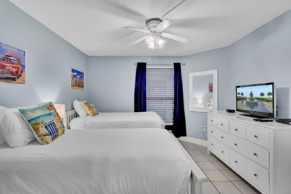 Shipwatch 213c By Wild Dunes, Ocean View Holiday home *