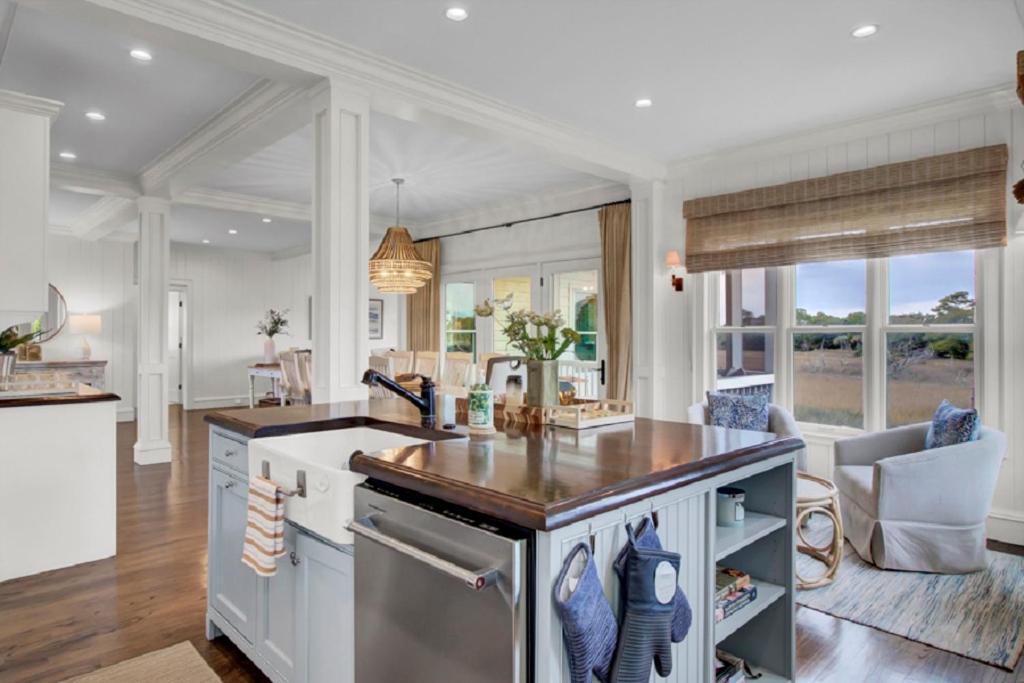 Seagrass Lane 25 By Wild Dunes, With Marsh View And Amenity Access Holiday home