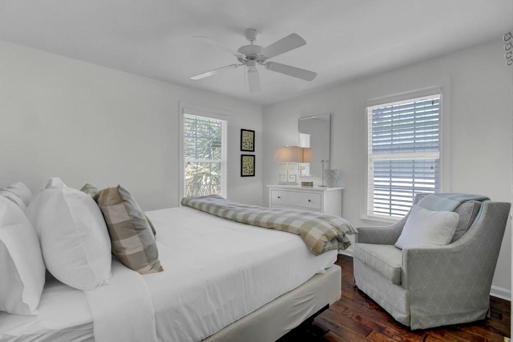 Holiday home Sandcrab Court 18 By Wild Dunes, With Amenities Isle of Palms