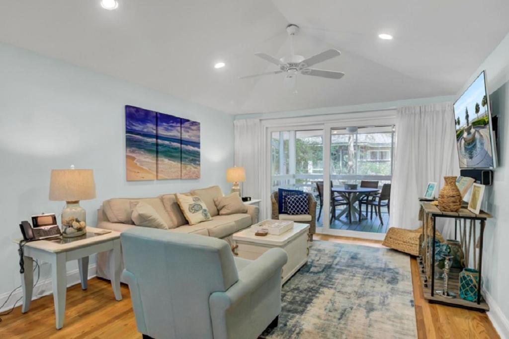 Twin Oaks 48 By Wild Dunes Holiday home