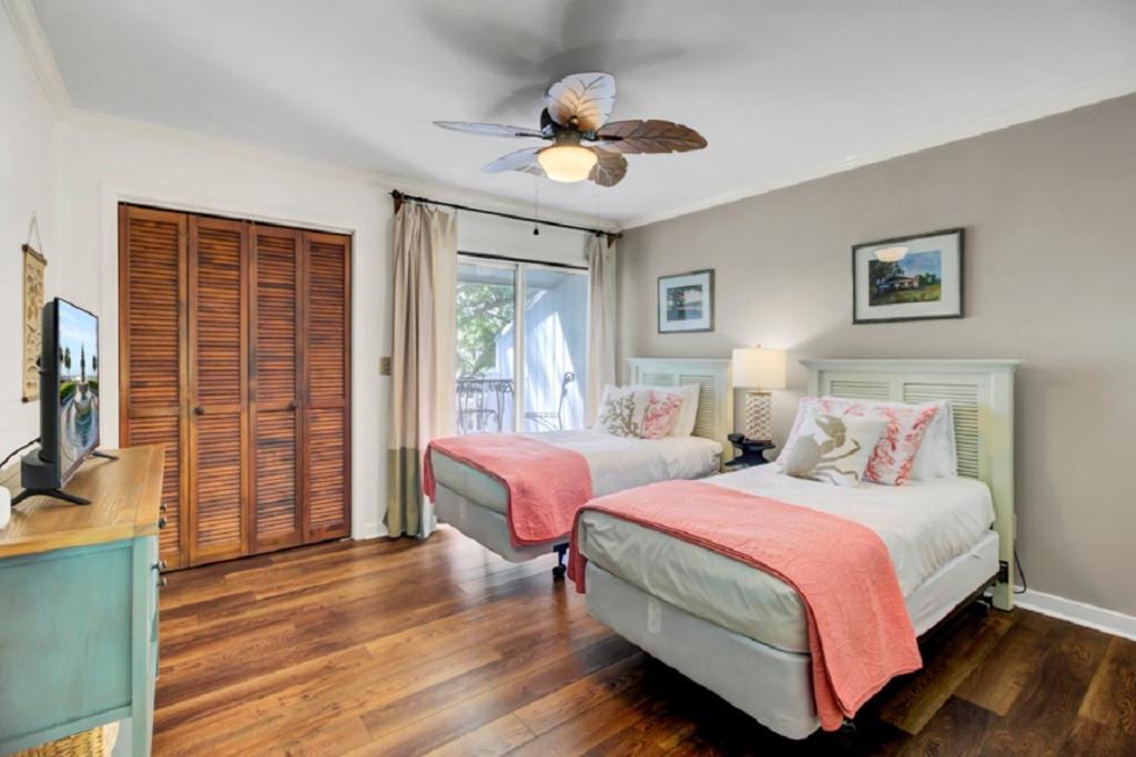 Racquet Club 37 By Wild Dunes, In Core *