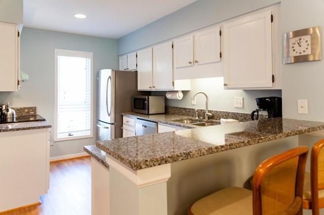 Racquet Club 10 By Wild Dunes, In Core Holiday home *