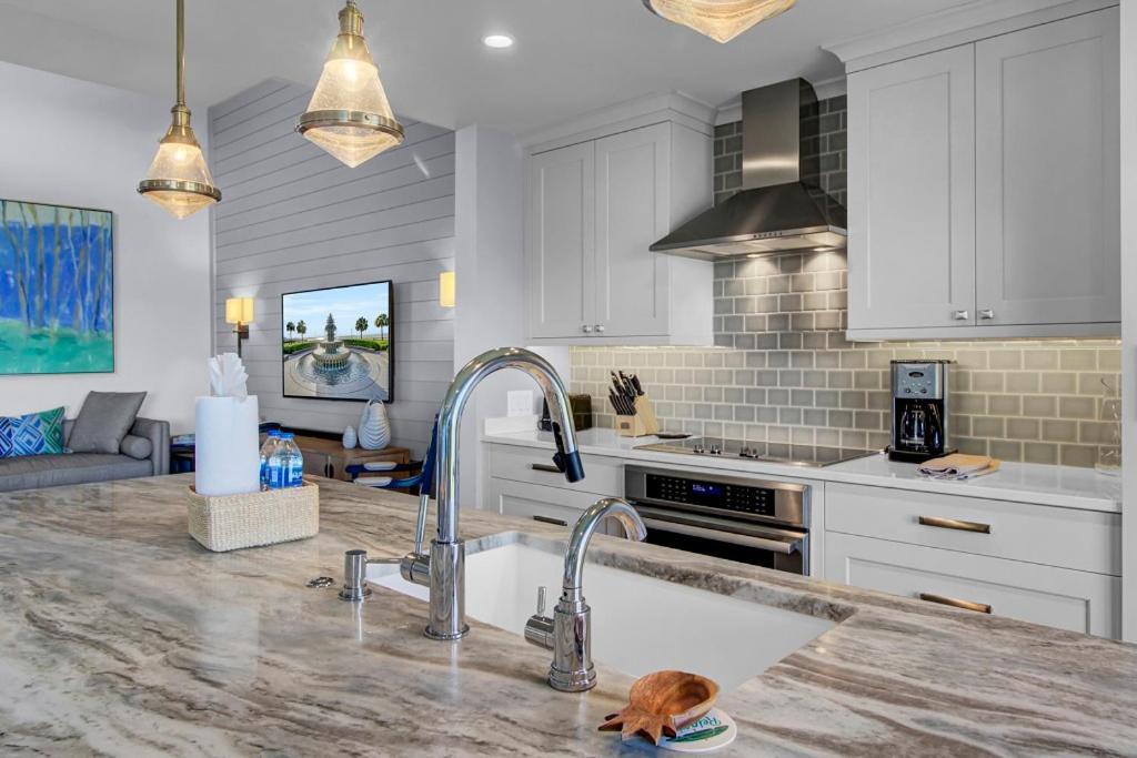 Linkside 30 By Wild Dunes, With Golf Views