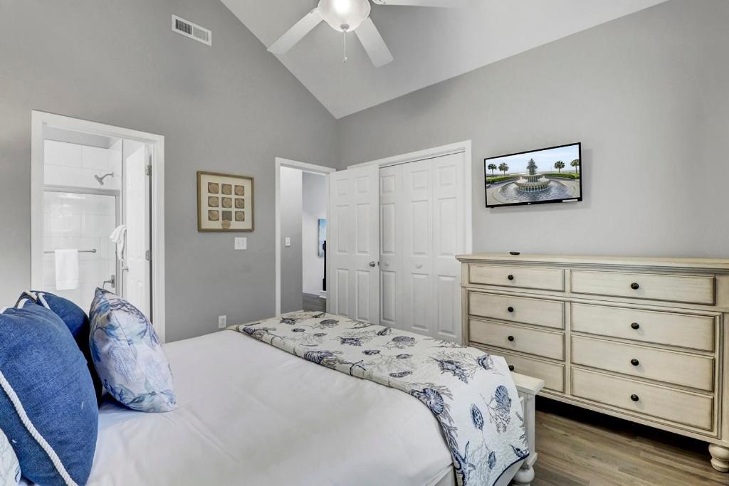 Holiday home Grand Pavilion 71 By Wild Dunes, In Core With Amenity Access *