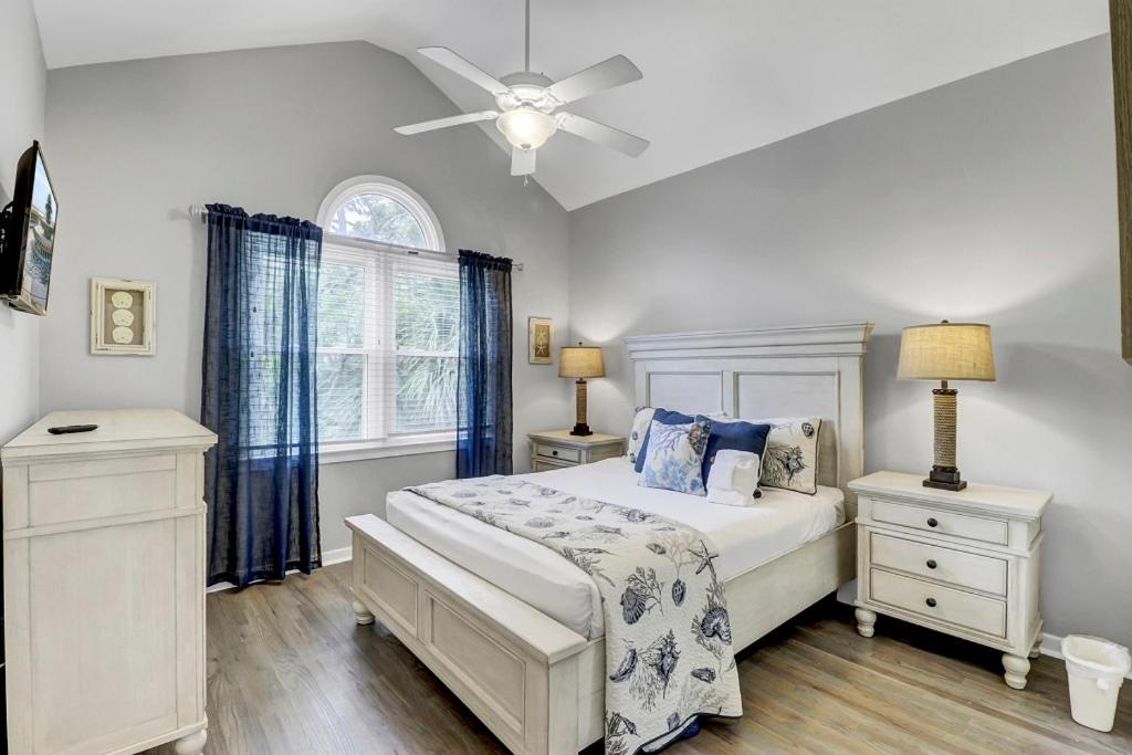 Holiday home Grand Pavilion 71 By Wild Dunes, In Core With Amenity Access