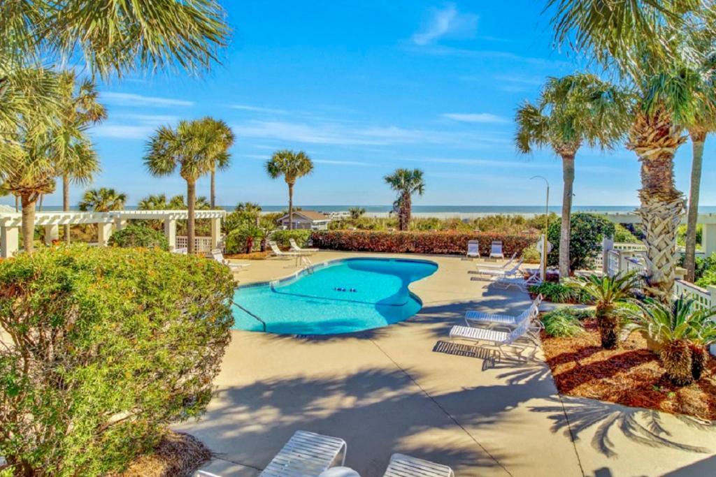 Club 25 By Wild Dunes, Oceanfront *