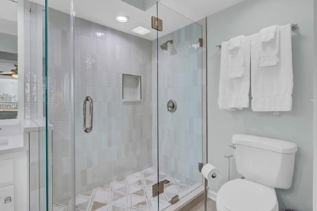 Holiday home Shipwatch 210b By Wild Dunes, Ocean View *
