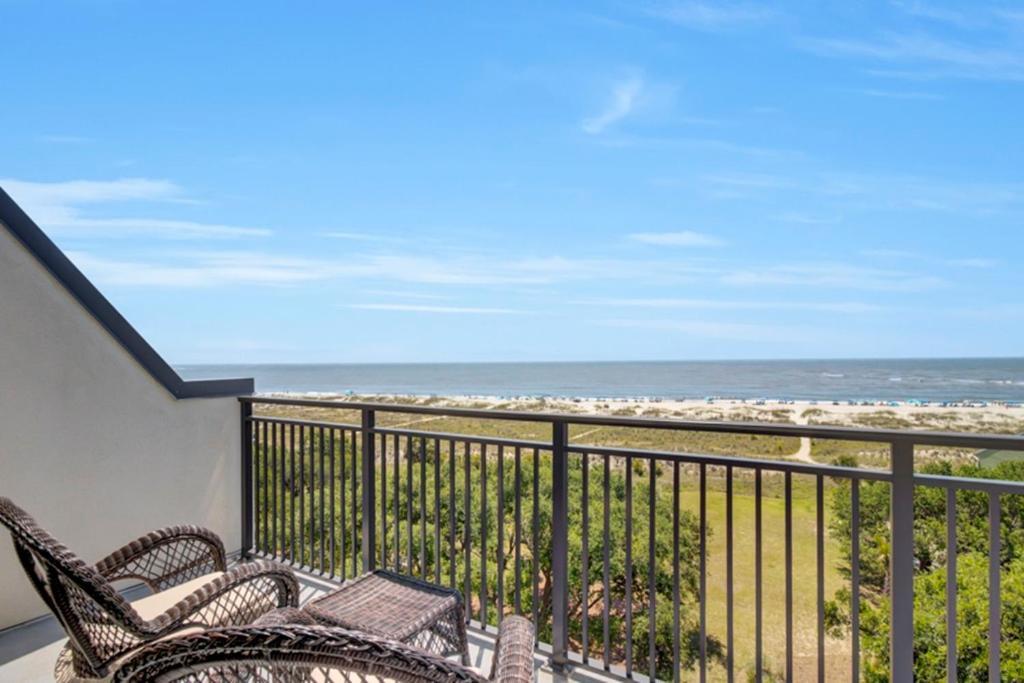 Shipwatch 408a By Wild Dunes, Oceanfront Holiday home