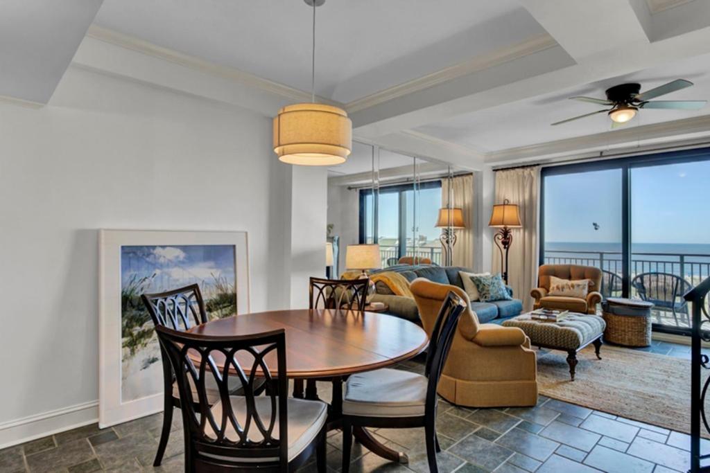 Shipwatch 408a By Wild Dunes, Oceanfront Holiday home *