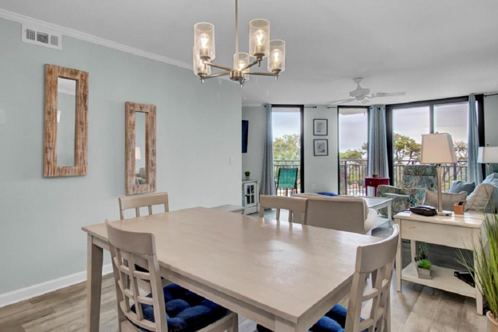 Shipwatch 210b By Wild Dunes, Ocean View Holiday home Isle of Palms
