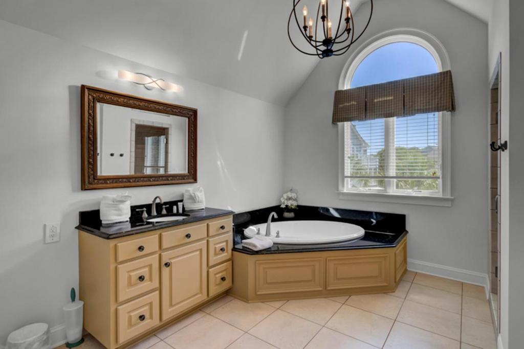 Beachwood East 5 By Wild Dunes With Amenities Holiday home *