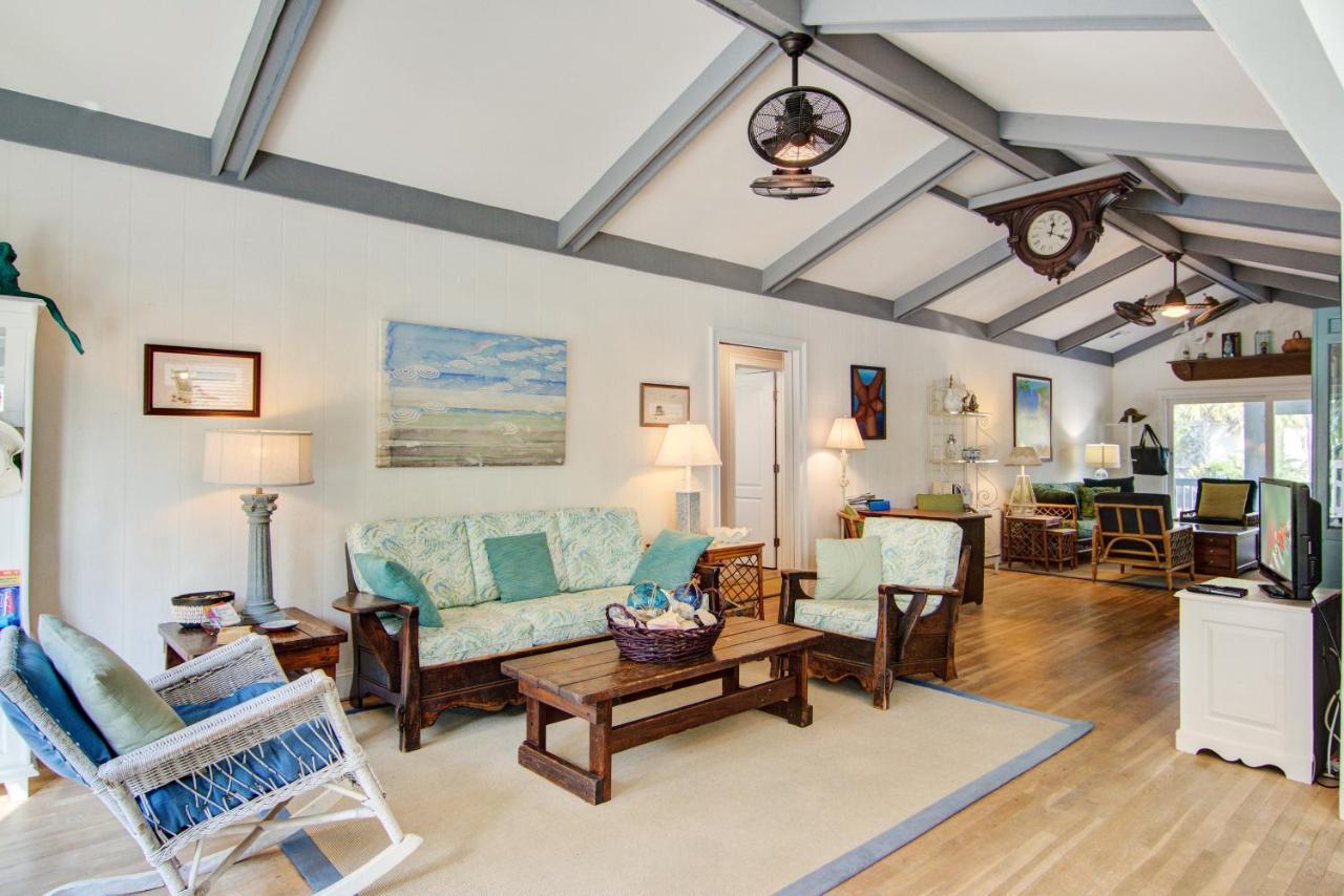 Carolina Boulevard 130 * Isle of Palms