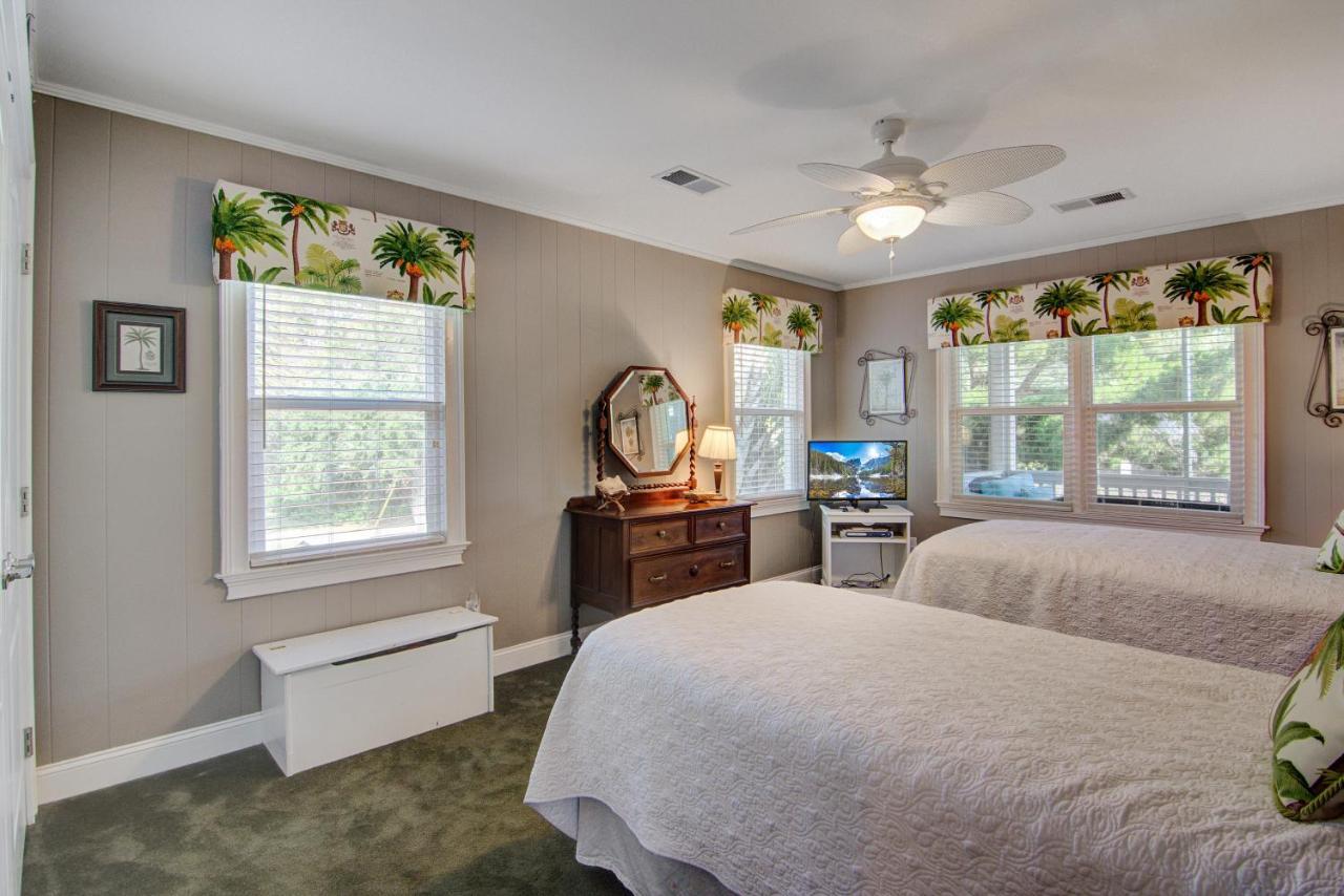 Carolina Boulevard 130 * Isle of Palms