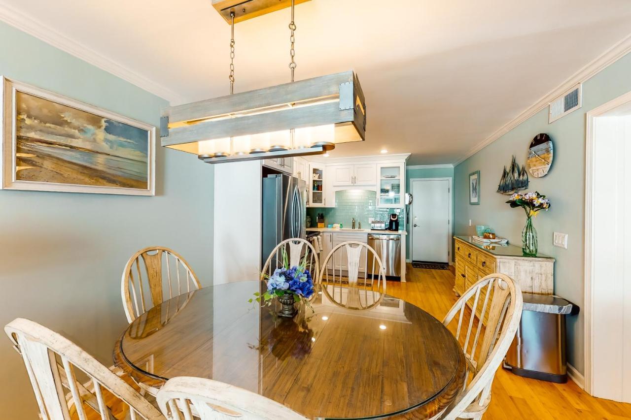 Oceanside 212-c Villa *